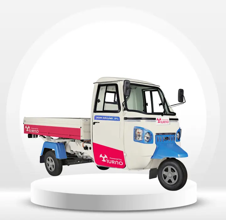 Mahindra Zor Grand Image-1